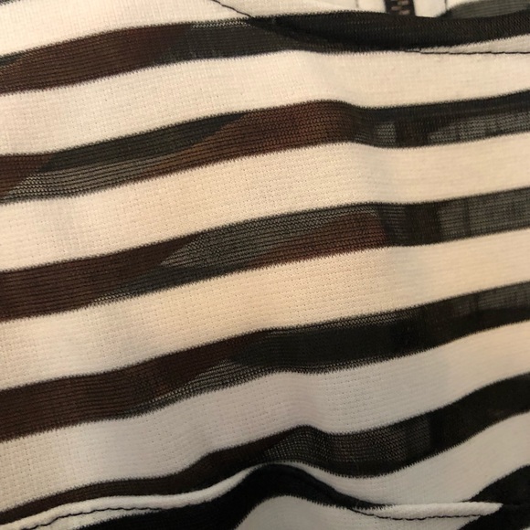 Sexy little black and white striped dress. Size: S. Lightly worn. - Picture 8 of 10